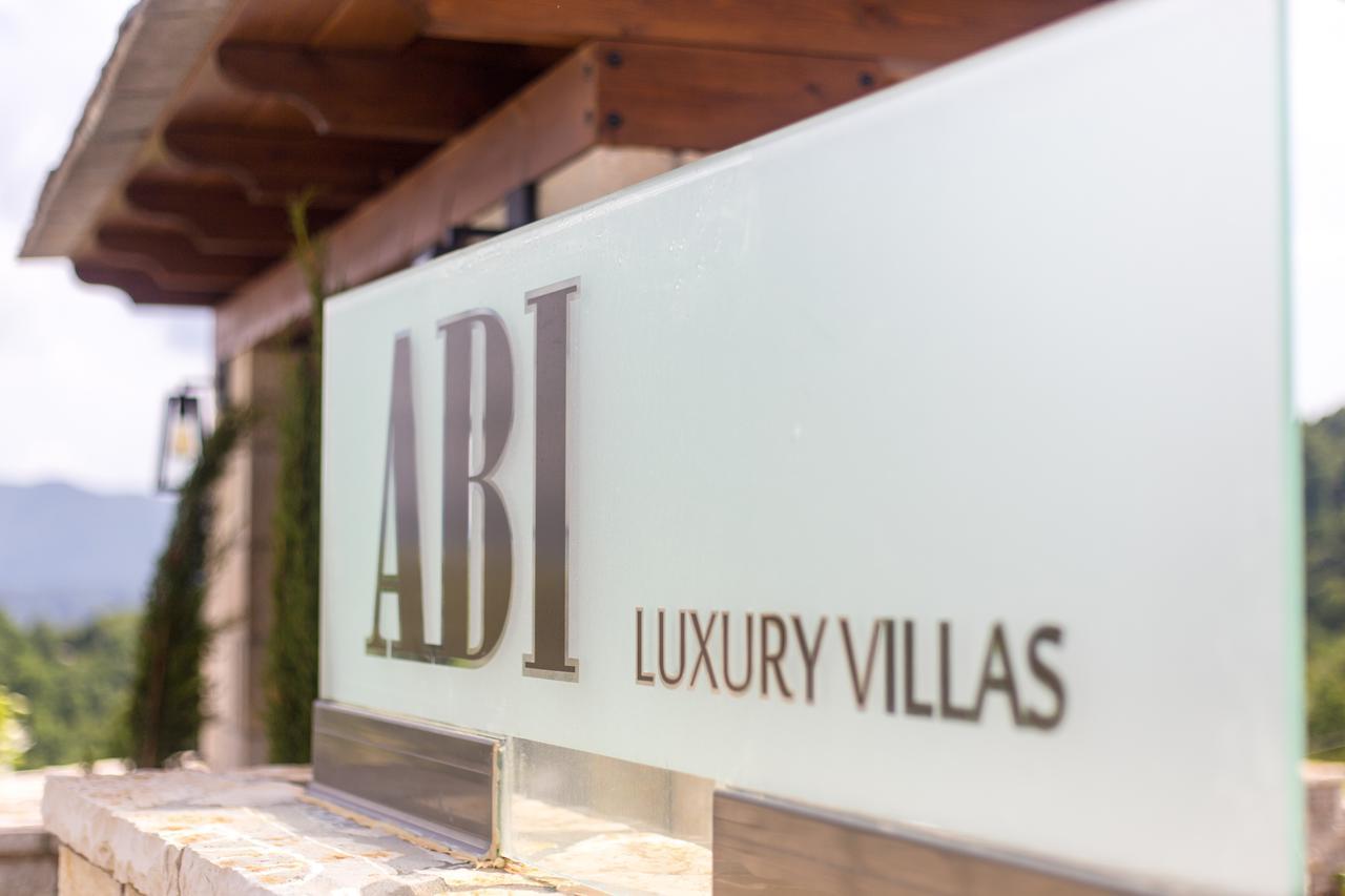 Abi Luxury Villas Monodendri Exterior photo